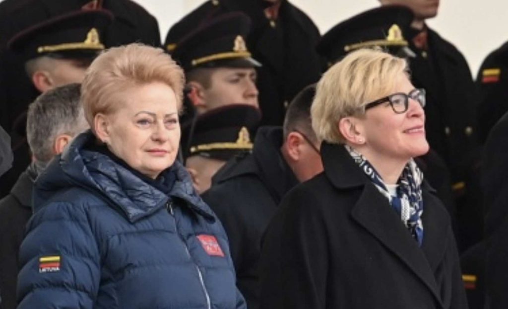 Grybauskaitės ryžtui nedelsiant pradėti kariauti, esą nepritaria premjerė Šimonytė
